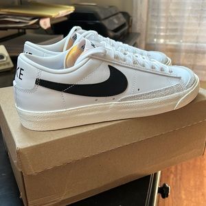 Nike Blazers *LOW* top platform (men’s)